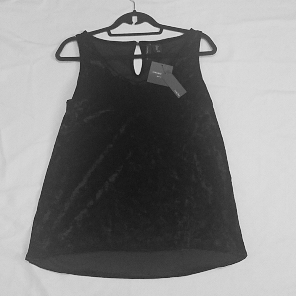 Velvet tank
